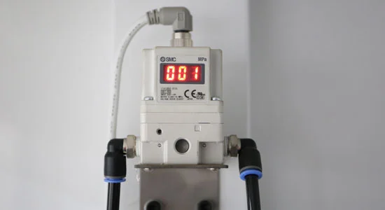HCH2-650 High Speed Slitting Machine with Friction Shaft