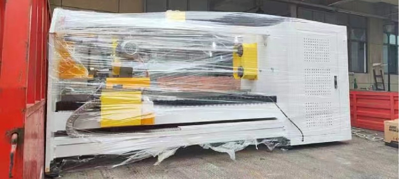 Case Share of PRO SERIES Four-Axis Turret Slitting Rewinding Machine