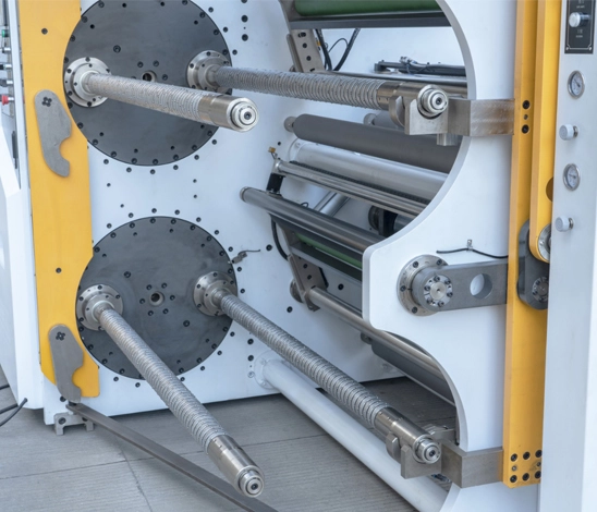 Characteristic of PRO SERIES Four-Axis Turret Slitting Rewinding Machine