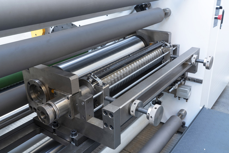 PRO SERIES Four-Axis Turret Slitting Rewinding Machine