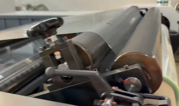 Test Digital Primer Coating & QR Code Printing Inspection Rewinder